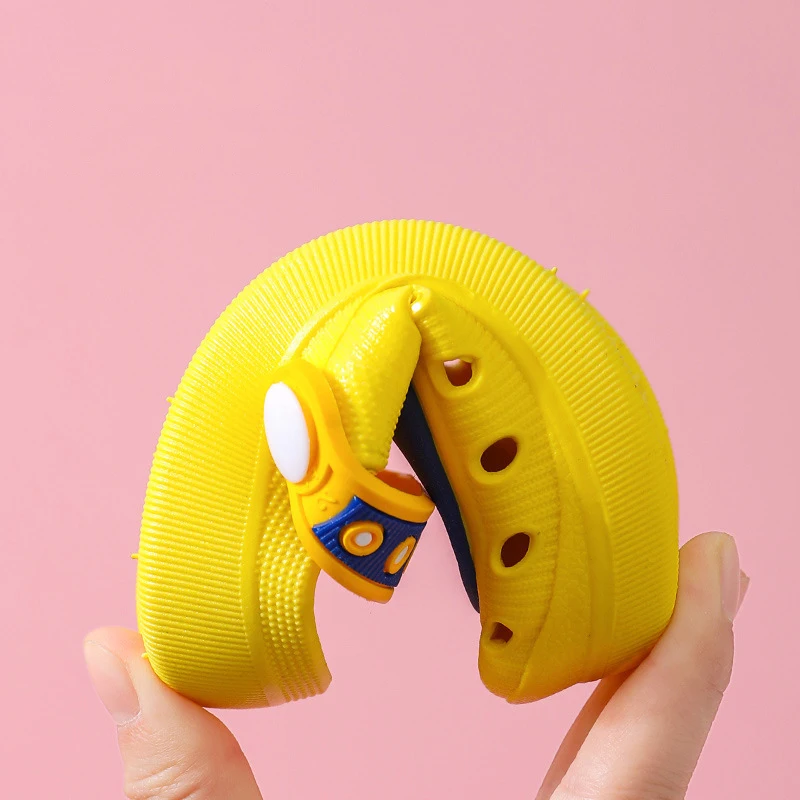

Kids Sandals Mules Clogs Children Shoes Slippers Boys Girls Toddler Baby 2021 Lightweight Outdoor Cartoon Dinosaur Beach Shoes