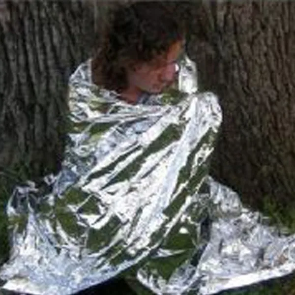 

Emergency Survival Gear Rescue Space Silver Mylar Thermal Blankets Warm Wrap Mat