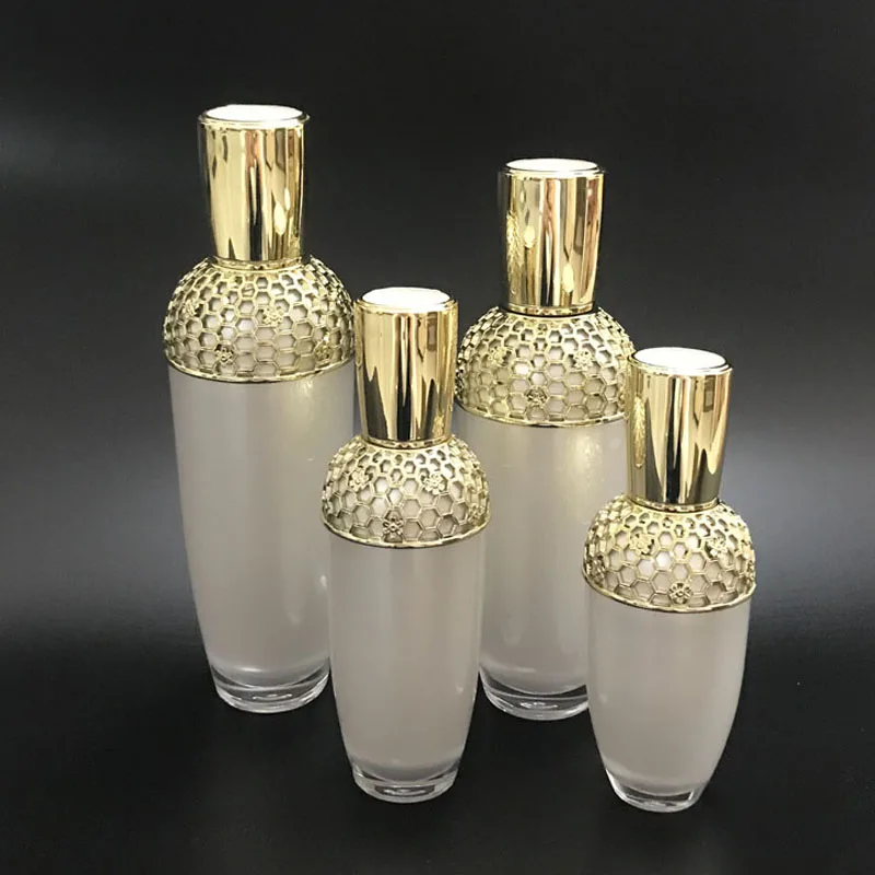 Роскошные белые акриловые портативные многоразовые бутылки Вакуумная крышка