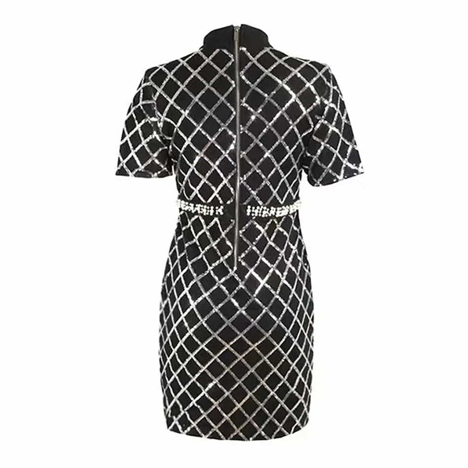 Женское черное Бандажное платье с коротким рукавом и круглым вырезом расшитое