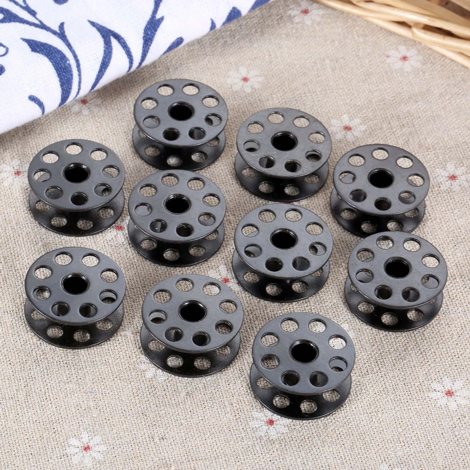 10 шт. карбидные стальные черные Большие шпульки Размер M Шаговая ножка для