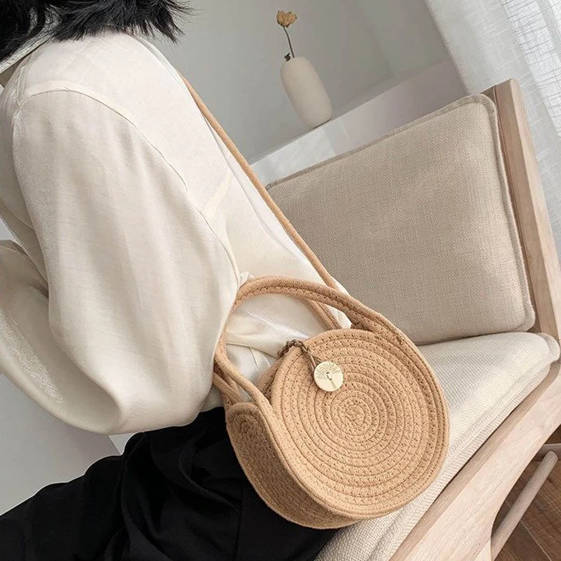 

2021 Round Straw Bags For Women Summer Handmade Woven Beach Cross Circle Bohemia Natural Female Handbag ABG014