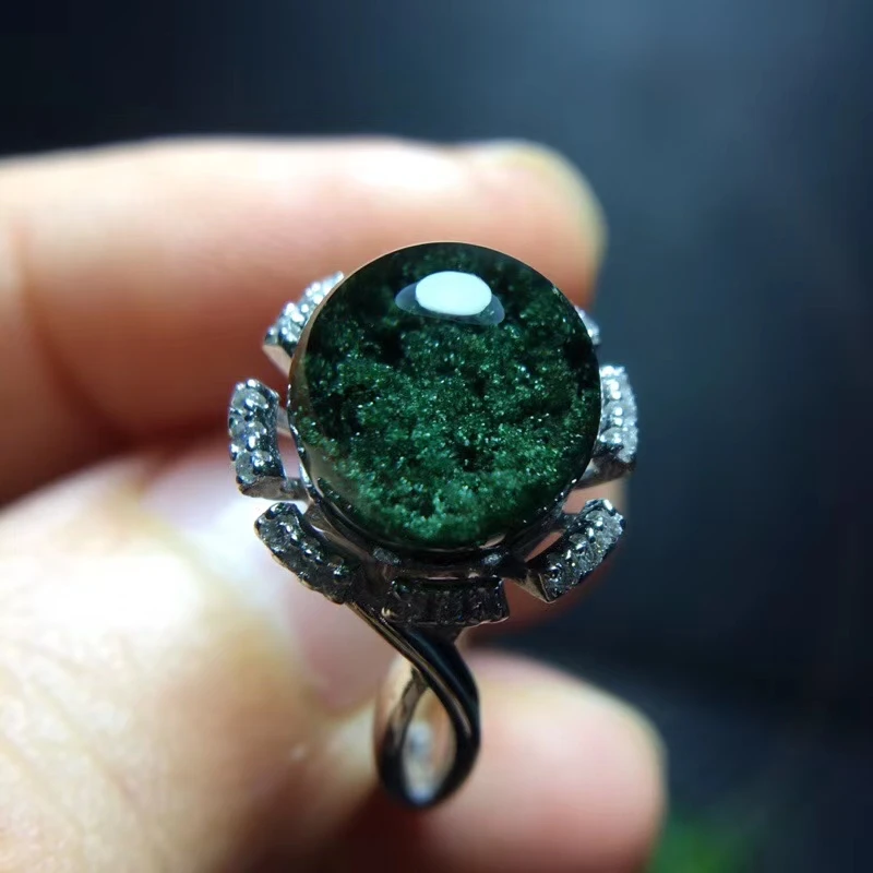 Кольцо регулируемое из натурального зеленого кварца с кристаллом 9 7 ММ серебра 925