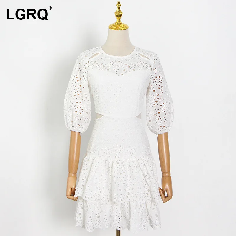 

[LGRQ] Women Hollow Out Patchwork Ruched Sexy Mini Dress New Round Neck Long Sleeve Fit Fashion Tide Spring Summer 2021 19D1870
