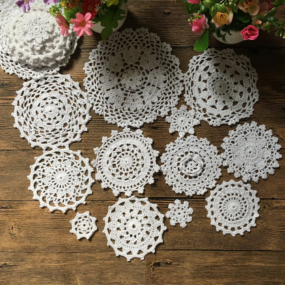 24 винтажные вязаные крючком Мини мотивы подставка под чашку коврик белые