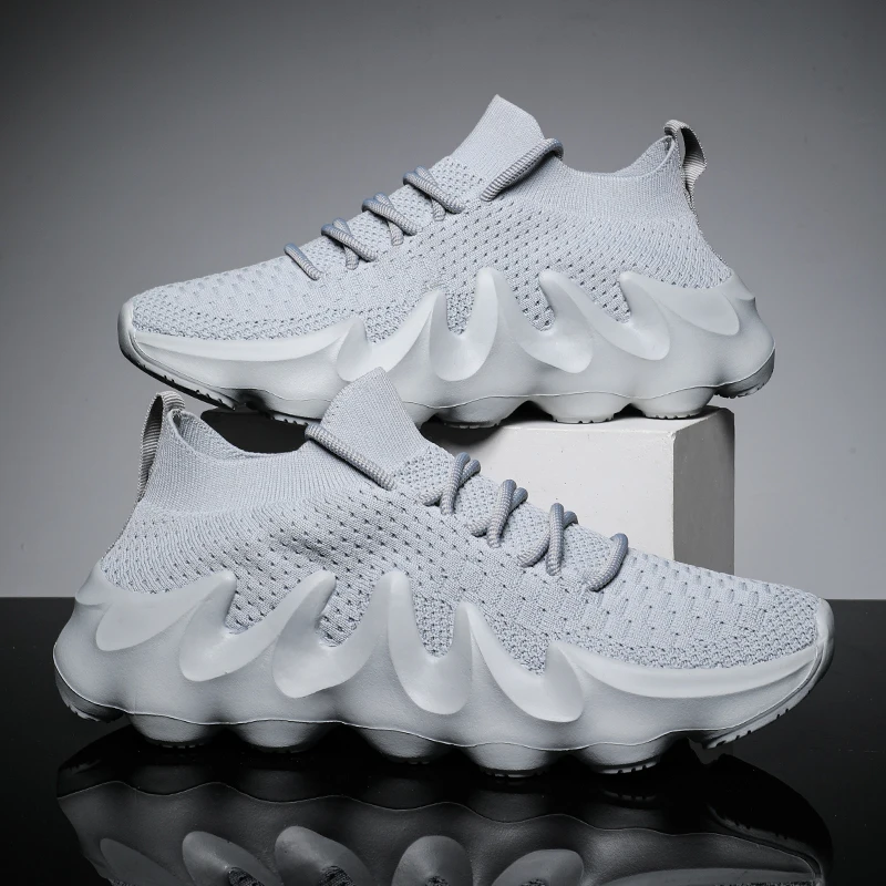 

2021 New Lightweight Sneakers Men Women Comfortable Athletic Footwear Running Shoes Fashion Breathable Outdoor Male Sports Shoes