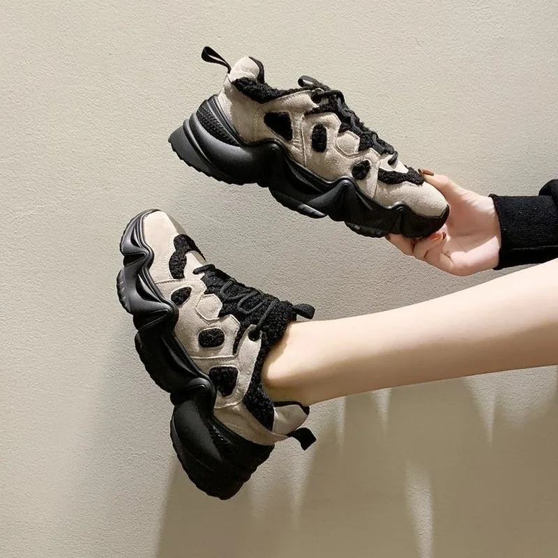 Кроссовки женские на толстой подошве модная обувь платформе массивные кеды в