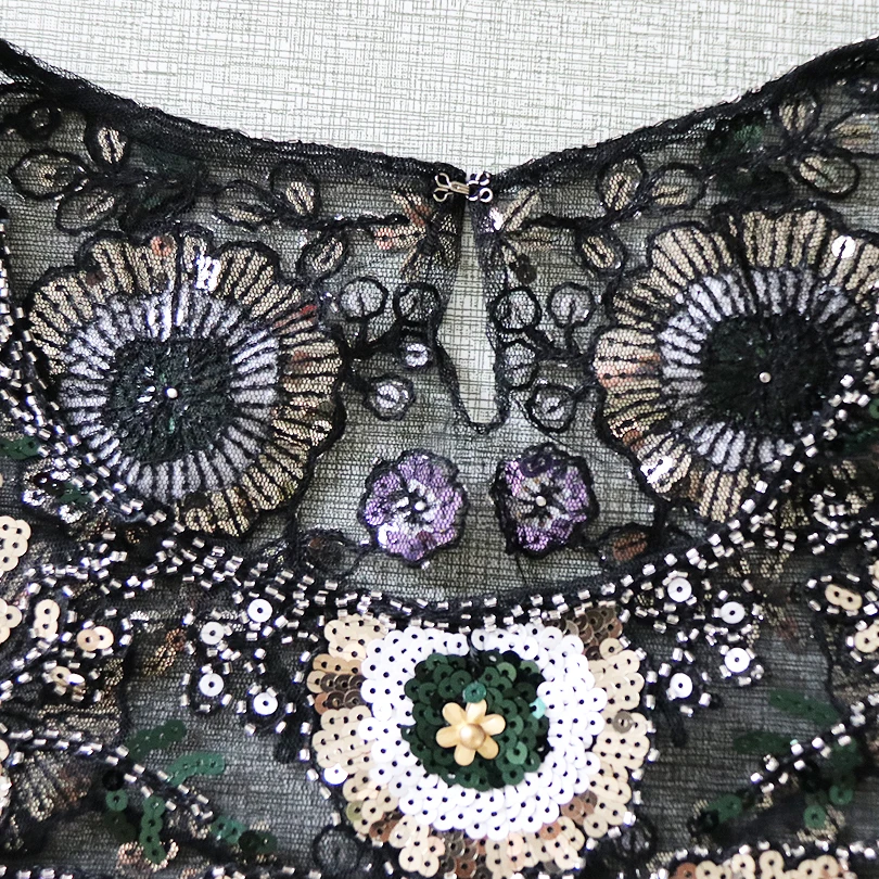 

2019 Female Fashion Tops Sexy Party Beaded Sequin Blouses European Runway Style Long Sleeves Shiny Shirts Halloween Costumes