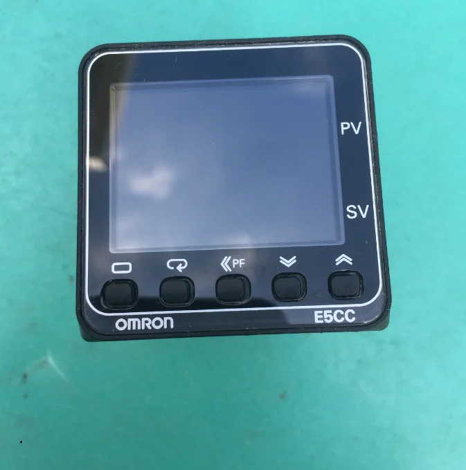 

Регулятор температуры Термостат E5AC-PR2ASM-800b Новый и оригинальный