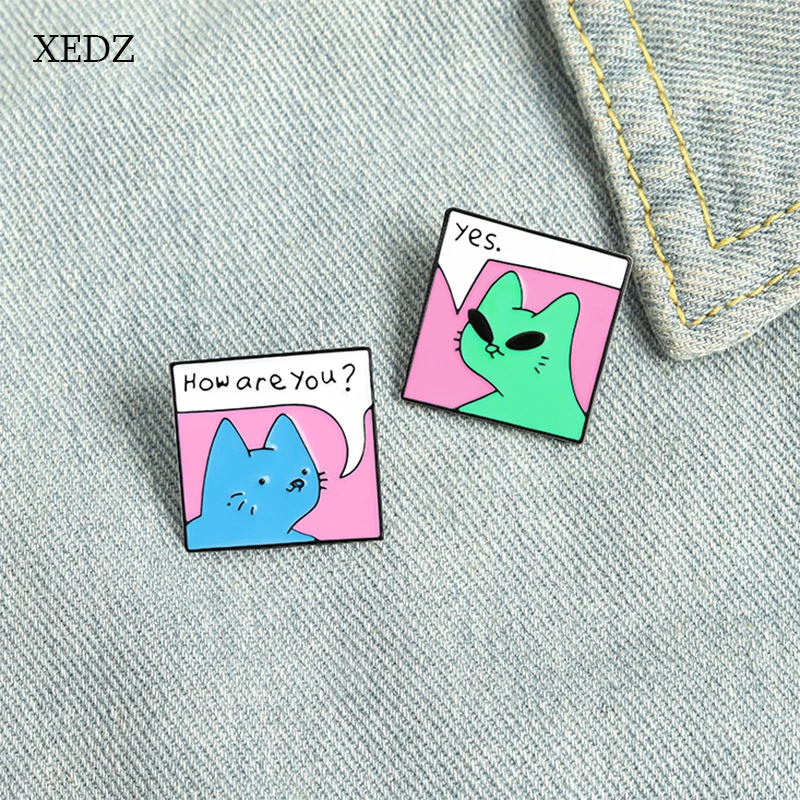 

XEDZ Cute Cartoon Funny Green Cat Frog Dialogue Enamel Brooch Fashion Animal Chat Box Clothing Badge Jewelry Gift Best Friends