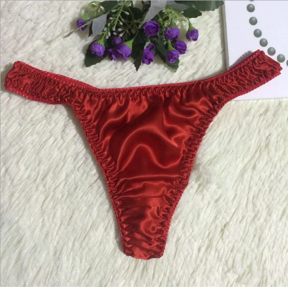 red Женские атласные трусики, стринги, сексуальные трусы, шелк, стринги, женское нижнее белье, трусики для девушек, женские трусики, стринги - Цвет: red