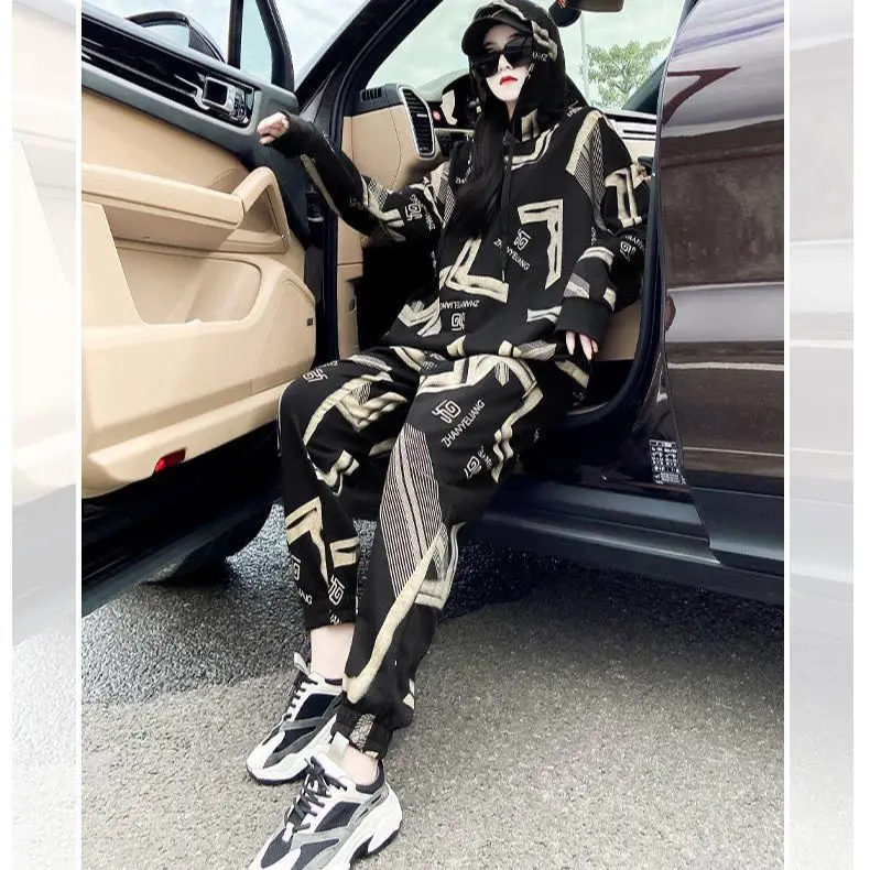 

2021 new autumn and Winter Sports Suit Female Graceful and Fashionable High-End Fried Street Leisure Brushed Hoody Two-Piece
