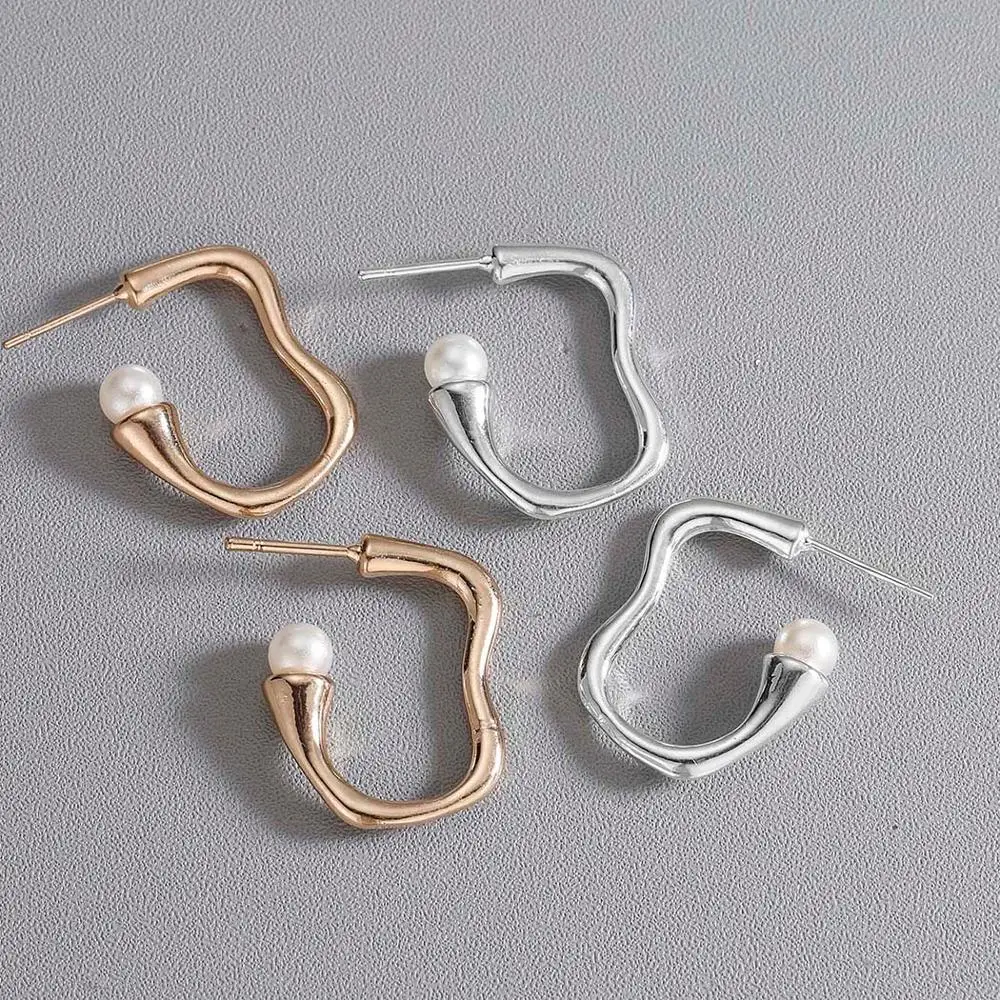 Женские серьги Крючки с искусственным жемчугом в стиле панк готика медные