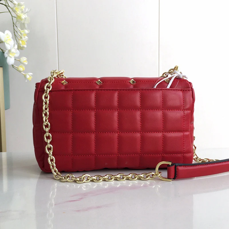 

2021 new fashion retro designer bag high quality sheepskin rivet female shoulder bag handbag