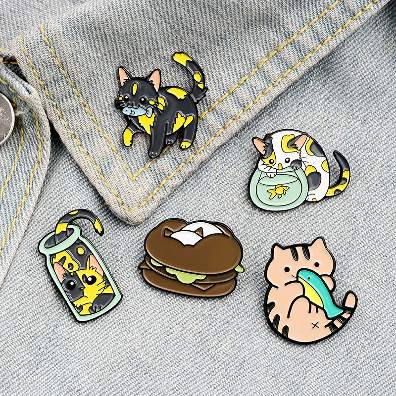 Cat that loves fish Enamel Lapel Pins Cute Cartoon Animals Brooches Badges Backpack Gifts for Friends Wholesale Jewelry | Украшения и