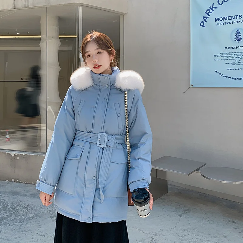 

2021 winter new Korean version small man with loose waist and short white duck down jacket for women