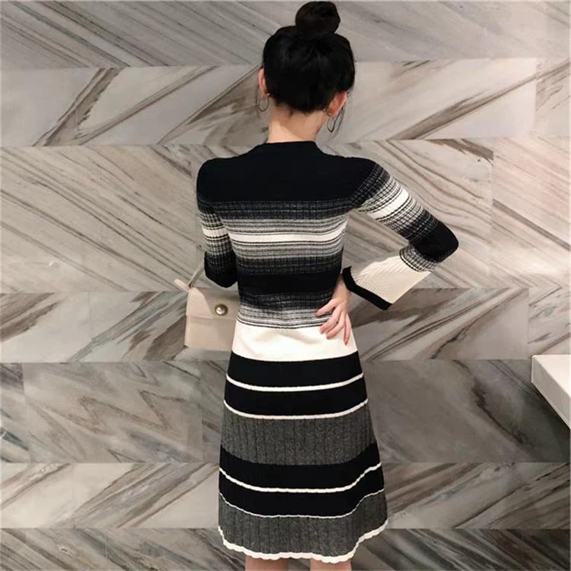 

Vintage Knitted Women Dress O-Neck Long Sleeve Knee Length Striped Dresses Female 2021 New Autumn And Winter Hot Sale