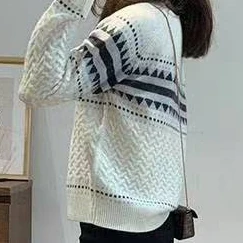 Новый зимний теплый ретро-свитер свободного кроя с контрастным геометрическим