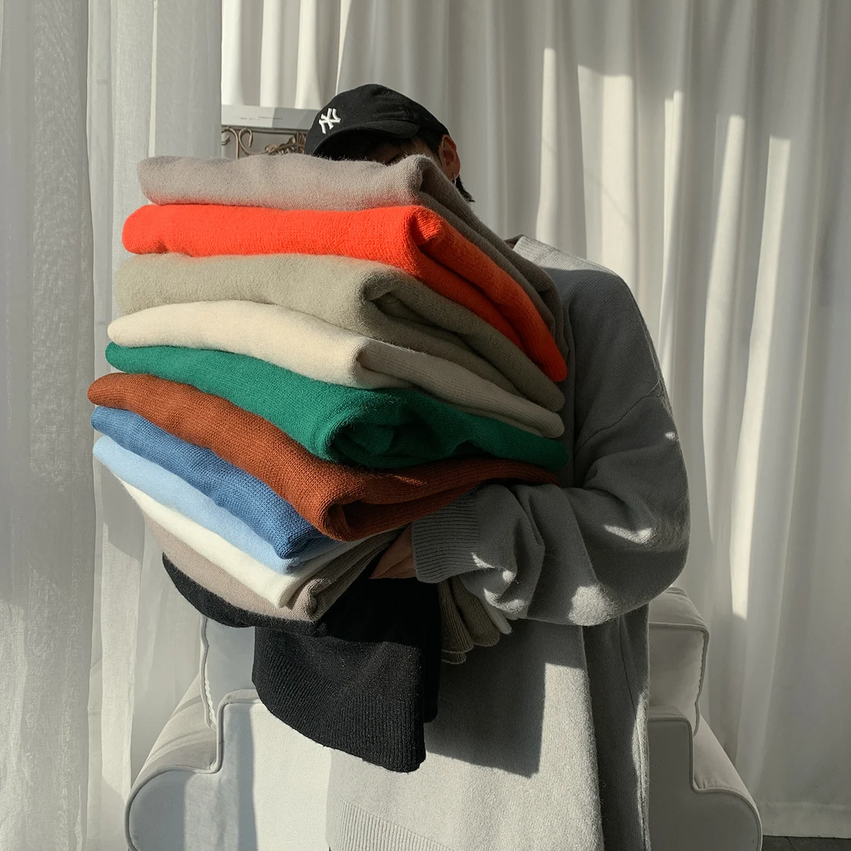 

Мужской Повседневный пуловер свободного покроя, трикотажный Однотонный свитер с круглым вырезом, мужская осенне-зимняя Студенческая куртк...