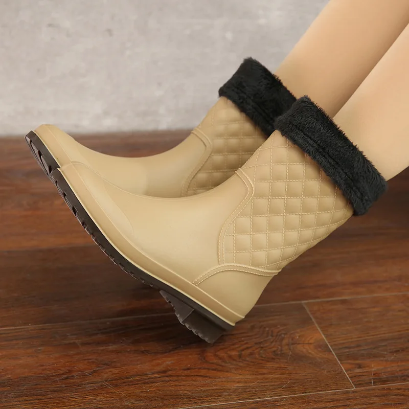 Зимние непромокаемые сапоги Женские модные резиновые Водонепроницаемая обувь