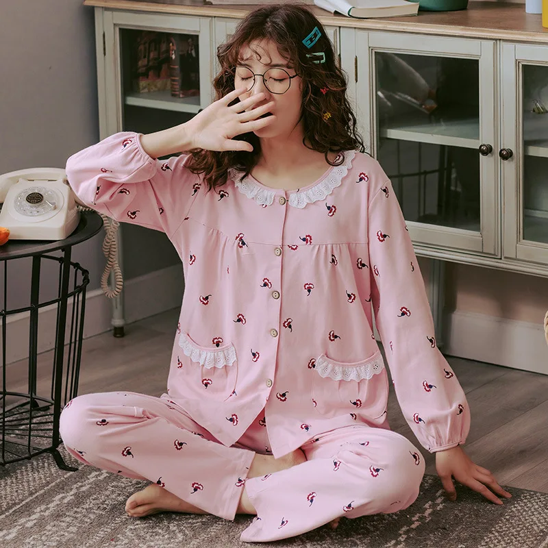 Женские пижамные комплекты с цветочным принтом комплект из двух предметов