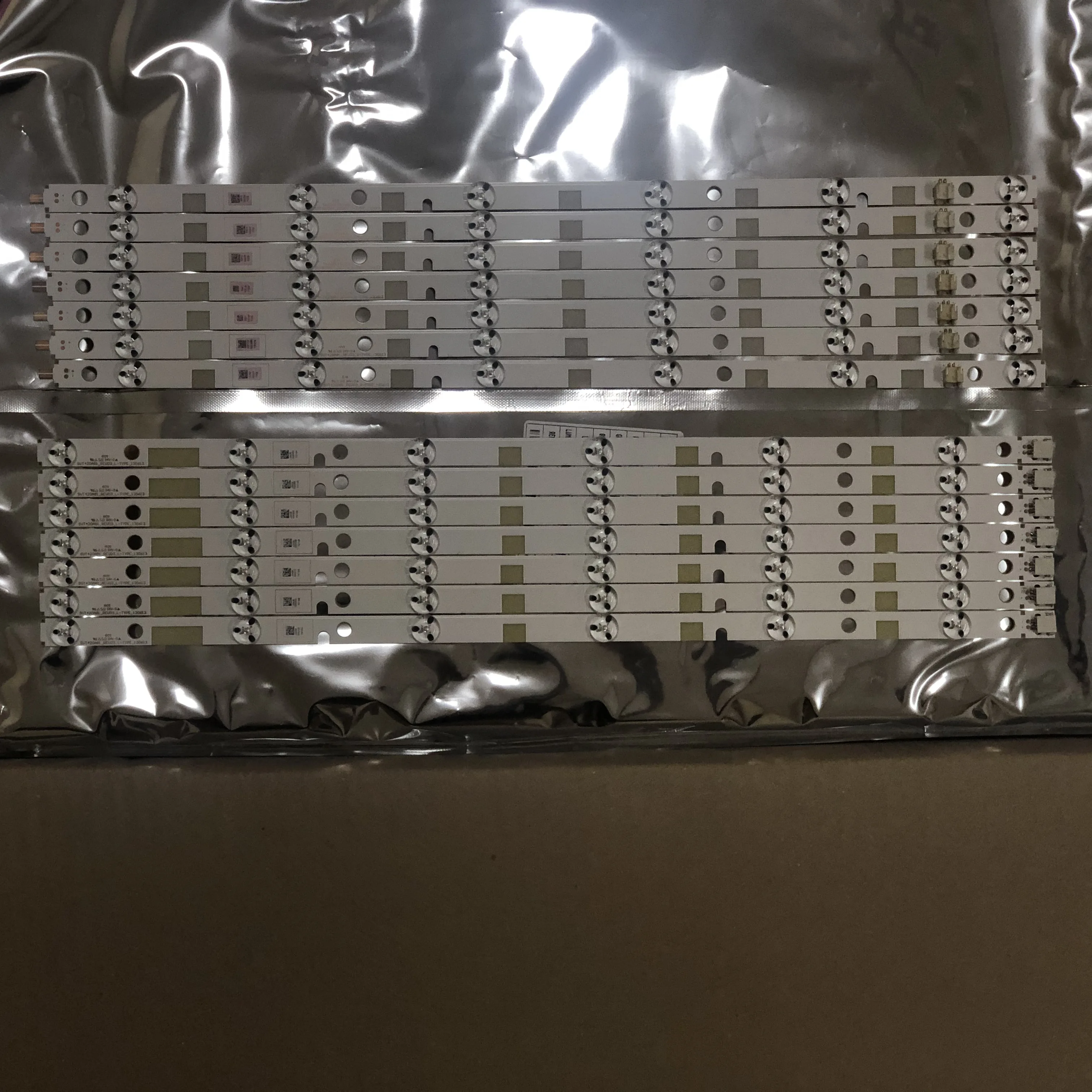 

871mm LED Backlight strip 12leds For So ny 42" TV 42L7453D light strip SVT420A81 REV03 R L type 130613 Screen LC420DUK SG K2