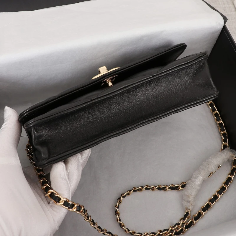 

Women's Handbags