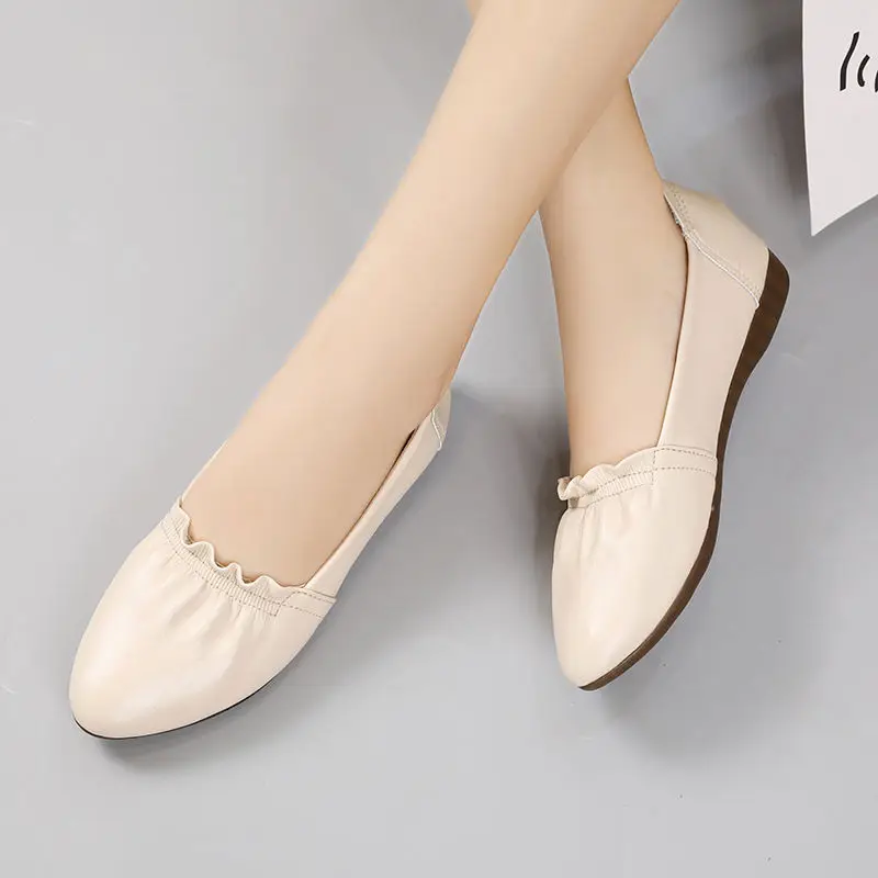 New 2021 Hot High Top Casual Shoes Women Cute Sweet Comfy Leather Loafers Autumn Flats Tenis Feminino Mother Walking Footwear