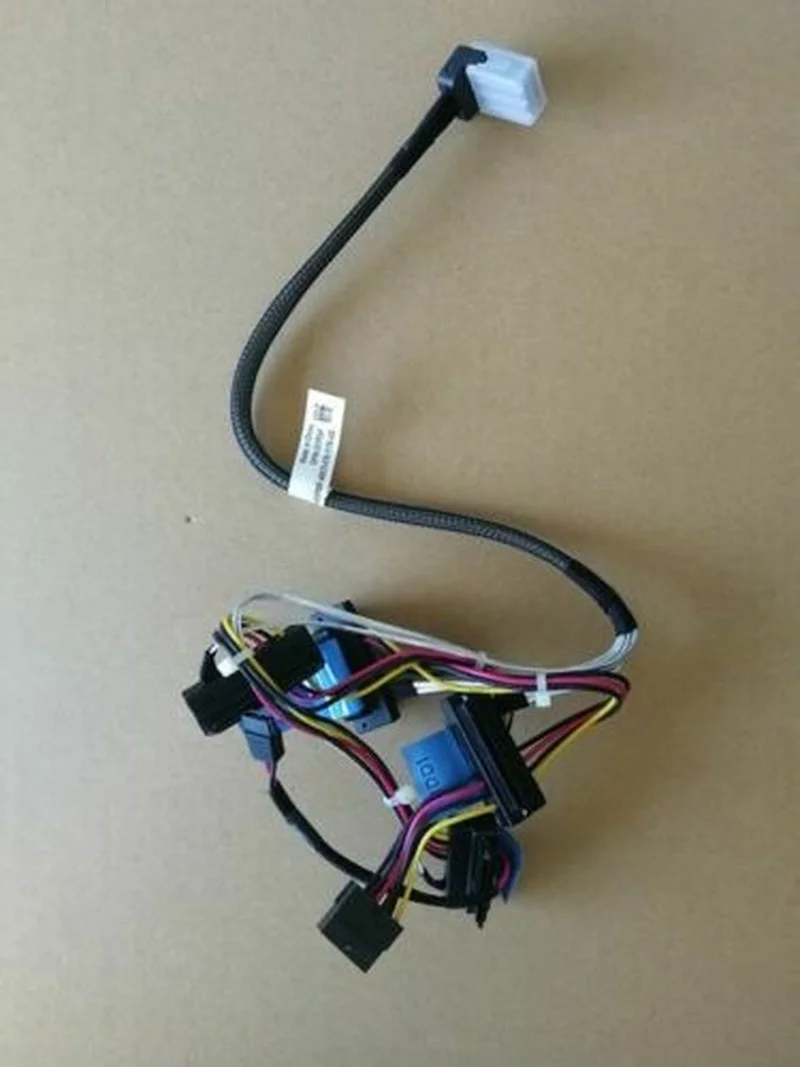 

FOR DELL R320 R420 one to four SAS Optical Drive Power Cable XP00F 0XP00F