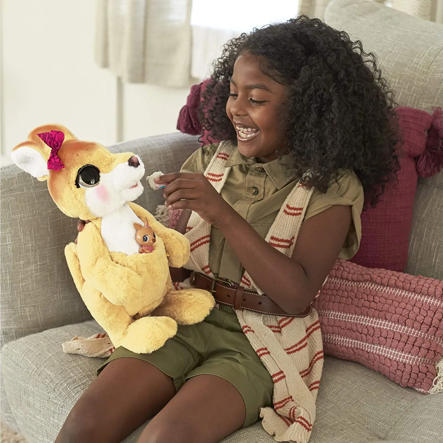 

Hasbro furReal Mama Josie The Kangaroo Interactive Pet Toy, 70+ Sounds & Reactions Children Toys