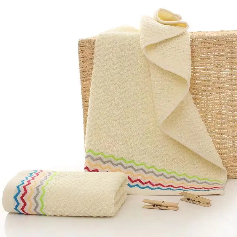 

Color striped corrugated bath towel Bibulous bath towel Household daily household bath towel Couple bath towel Men and women