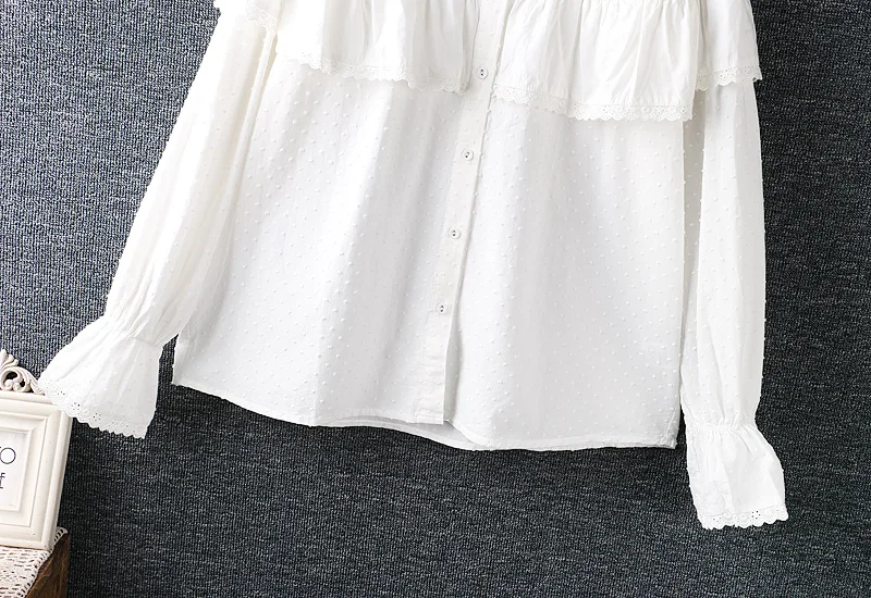 

Spring new women's white lolita shirt tops O neck long sleeve shirt tops