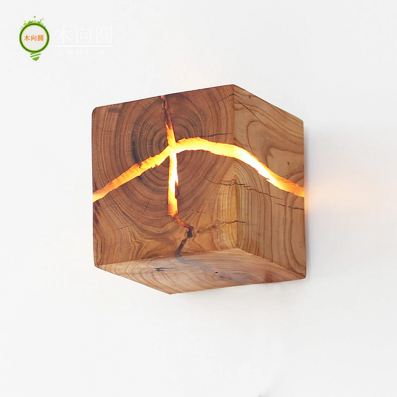 

Wooden Wall Sconce Light Decorarion 8W G4 LED Cracked Natural Wall Lamp for Living Room Bedrooms Bedside Home Lamp Decor