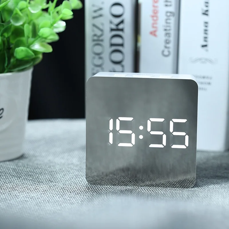 Square No Adapter Светодиодный цифровой будильник, зеркальные цифровые часы, светодиодный Повтор, ночные огни, температурные настольные часы, USB Despertador, домашний декор - Цвет: Square No Adapter