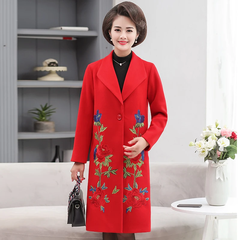 Новинка 2019 Женское шерстяное пальто с вышивкой женское облегающее длинное в