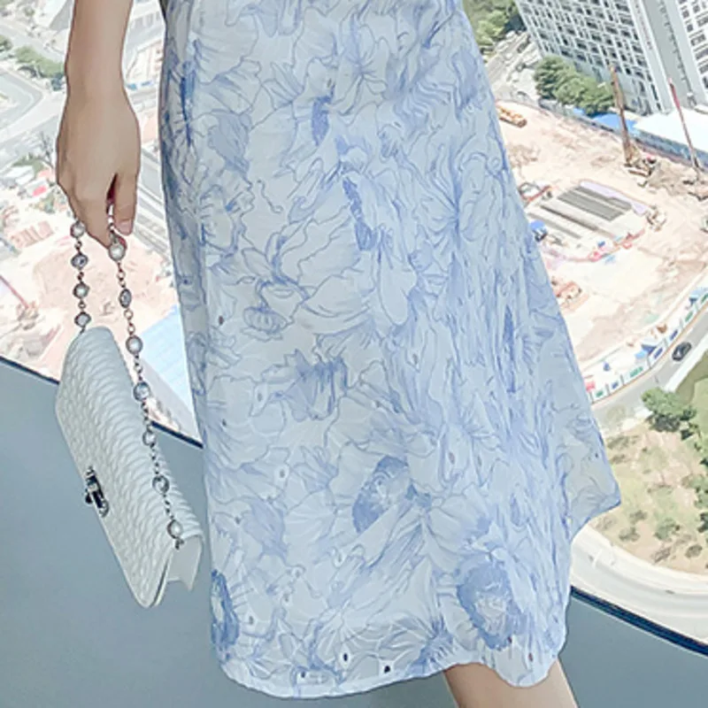 

Vintage Dress Female Summer Women Hollow Out Square Collar Floral Print Party Robes Fashion Embroidered Spaghetti Strap Vestidos