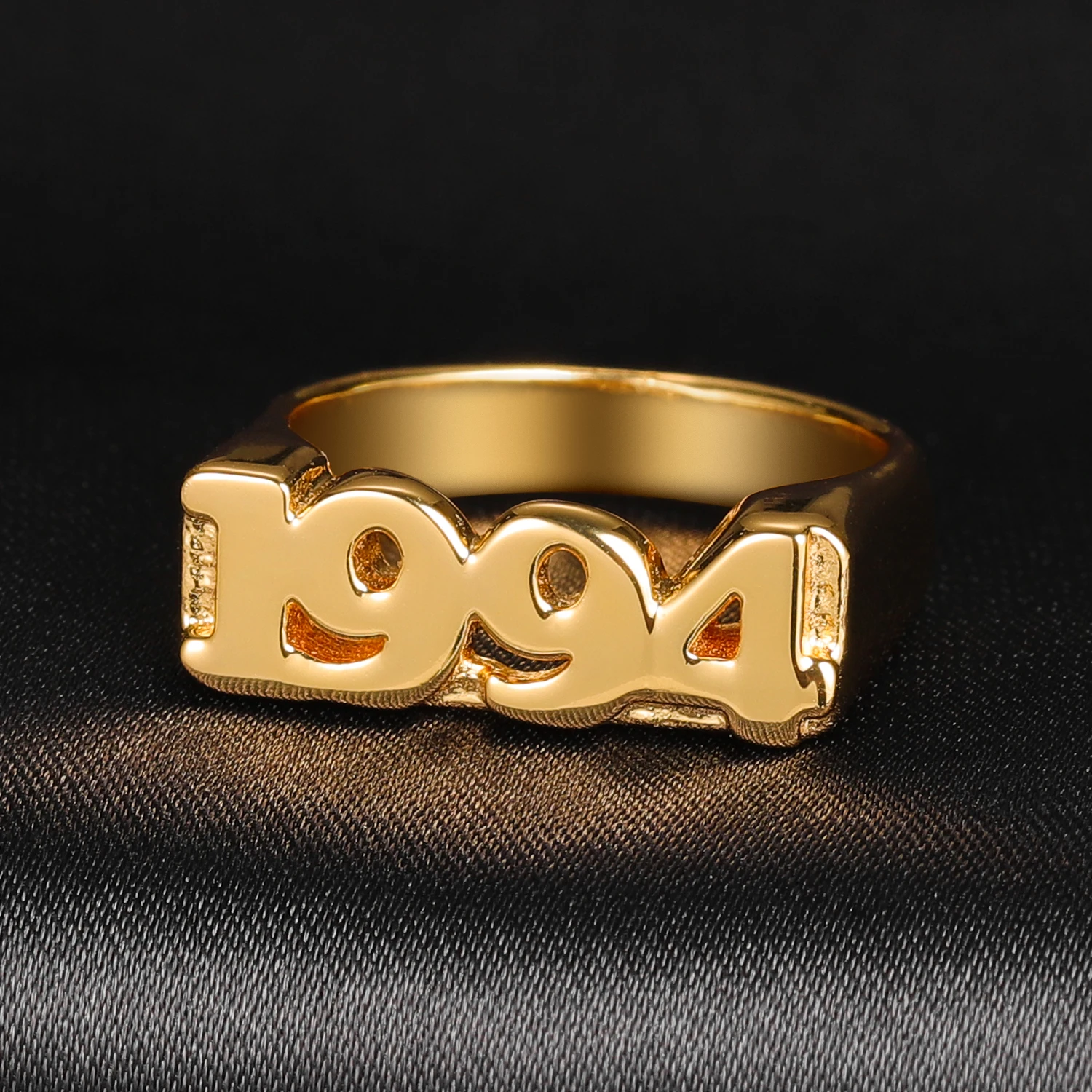 2020 New Personality Hip Hop Ring Women Custom Name Ring Gold Fashion Punk Letter Stainless Steel Number Ring Fashion Christmas