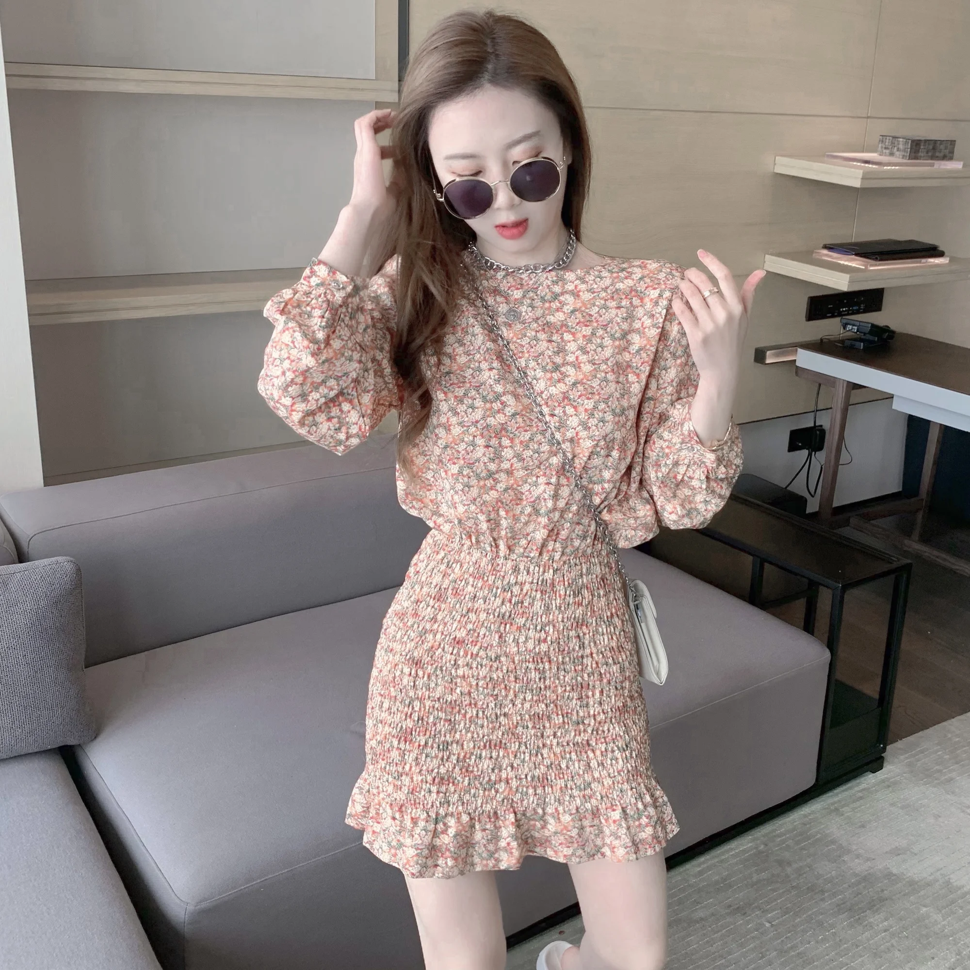 

2021 Early Spring New French Style Retro Waist-Controlled Slimming Small Size Dress Women's Chiffon Floral First Love Dress