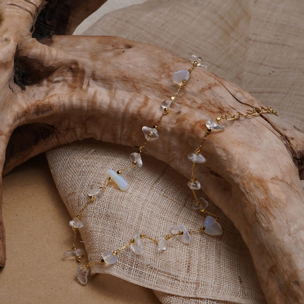 

New Sweet Elegant Necklace Irregular Natural Crystals Gems Stone Pendant Multicolor Choker Chain Women Fashion Jewelry