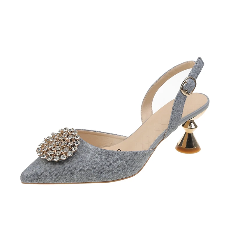 

Sandals Women Summer New Fashion Women's Sandals 2021 Rhinestone Sandals Solid Sandals Pointed Women's Wedding Party Shoes