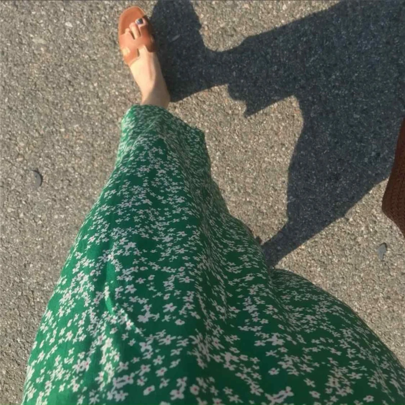 

Sukibandra 2021 Summer Vintage Short Puff Sleeve Green Floral Midi Dress for Women V Neck Bohemian Boho Beach Korean Dresses