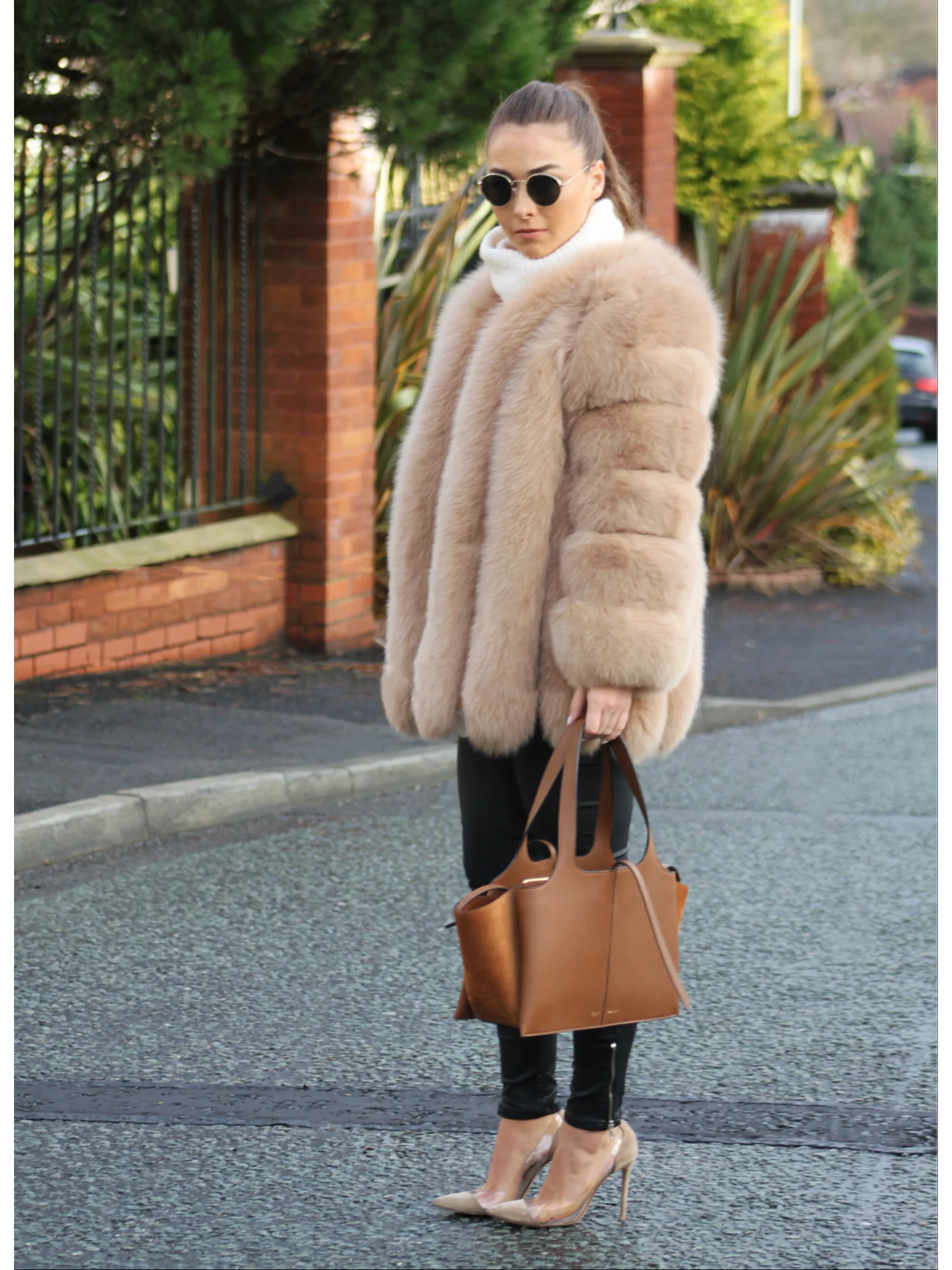 Enlarge Large size ladies winter fox fur jacket long sleeve winter jacket ladies real fox fur coat leather jacket