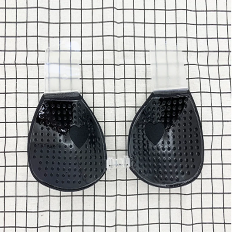 

New transparent breast lifting stickers gather together to enhance the invisible traceless breast stickers thin wedding dress in