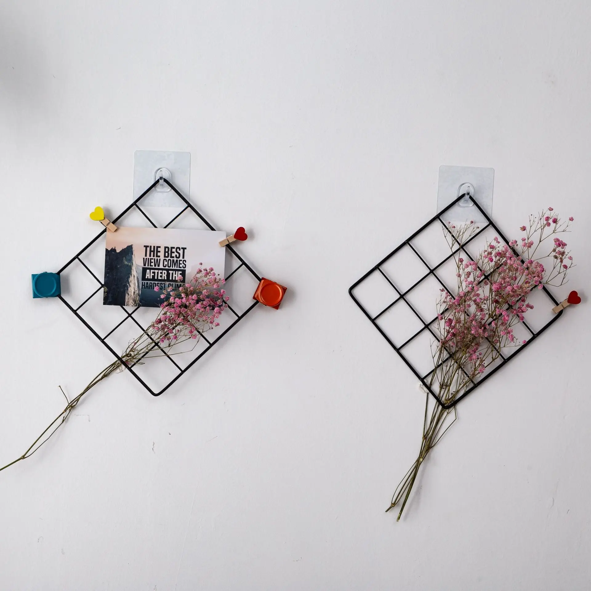 

Ins Iron Grid Home Wall Decoration Photo Frame Wall Art Display Storage Shelf Organizer DIY Rack Holder Girl Bedroom Decoration
