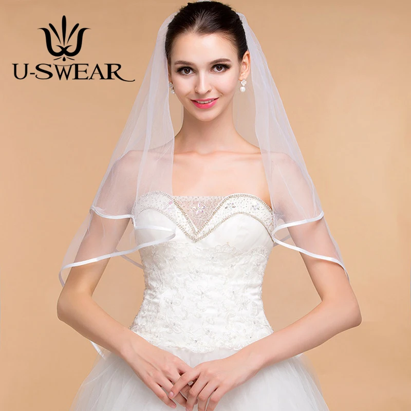Простые однослойные свадебные вуали Фата до кончиков пальцев с лентой по краю
