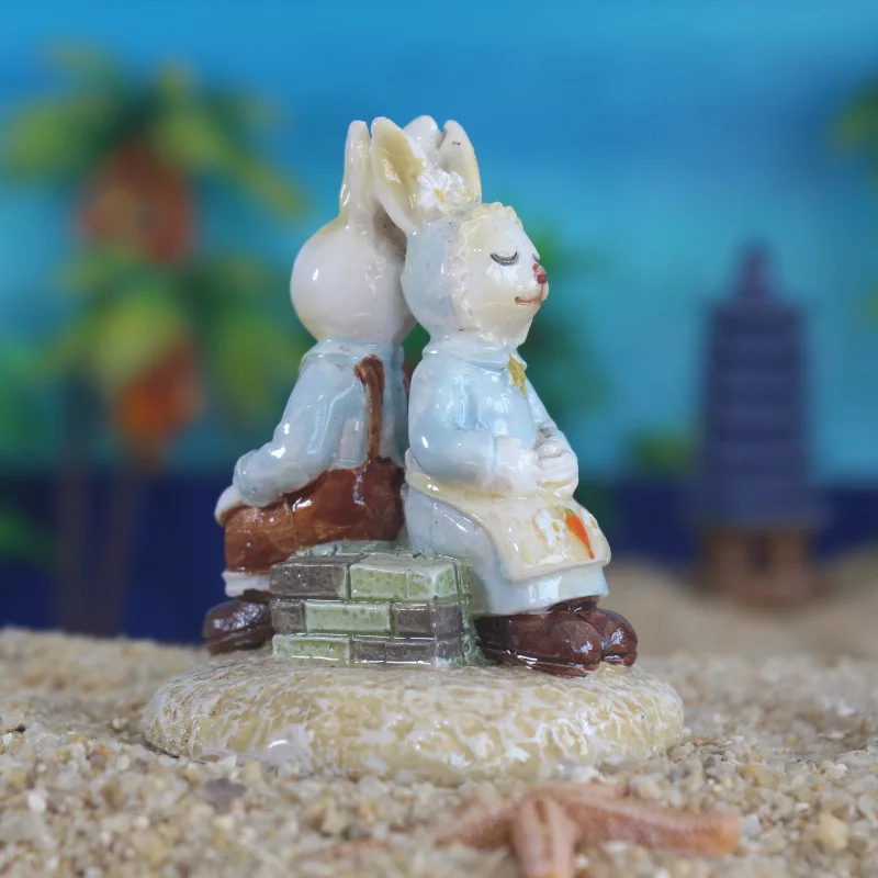 Rabbit white rabbit creative couple sand accessories | Дом и сад