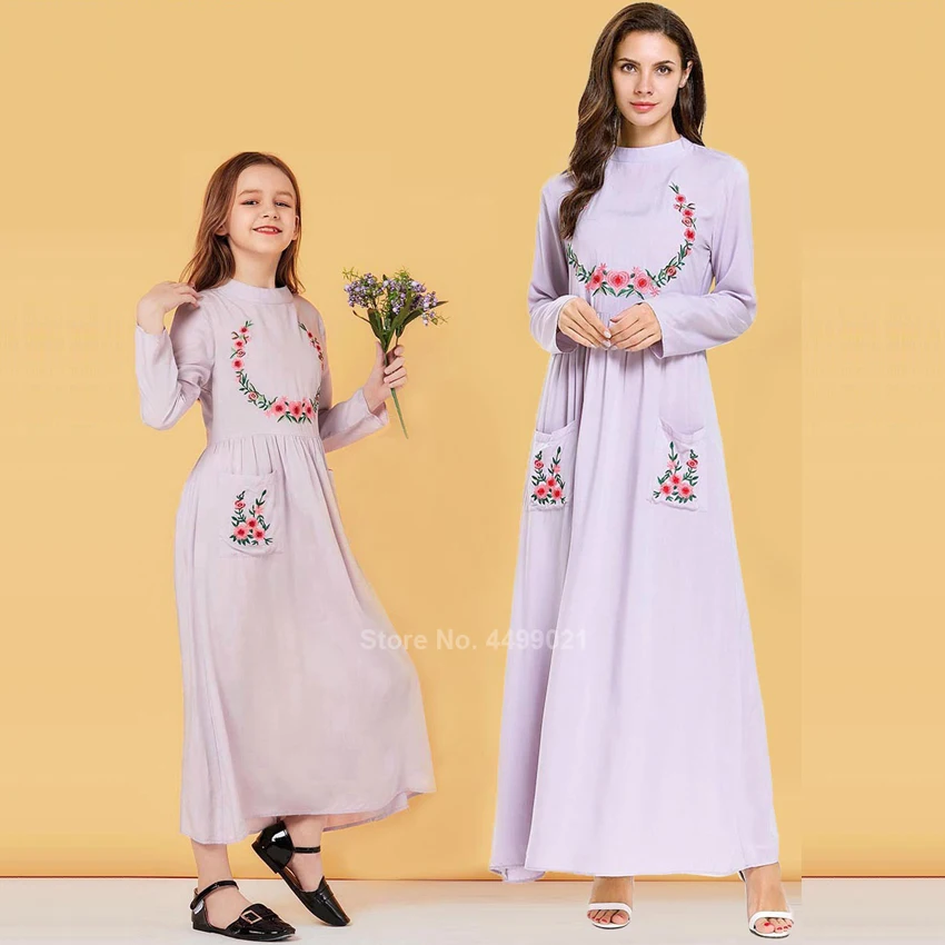 

2020 Abayas Dubai for Women Girls Kids Dress Muslim Purple Embroidered Long Sleeves Arab Prayer Kaftan Islamic Clothing