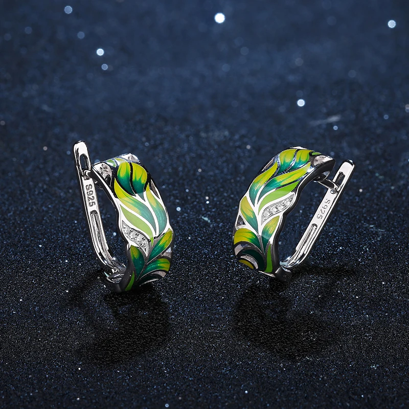 

Full of nature breath green plant leaves for women Authentic 925 Sterling Silver charms Fashion Enamel Stud Earrings for women