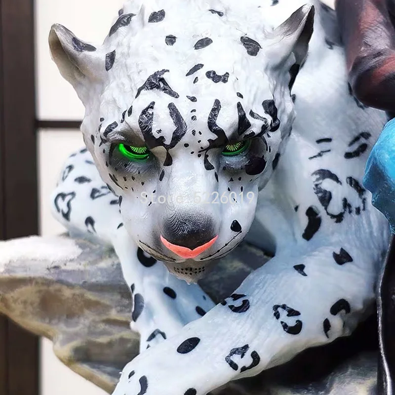 

27cm One Piece Anime Figure Trafalgar Law Snow Leopard Scene Devil Fruit GK Statue PVC Action Figure Toy Trafalgar Law Figurine