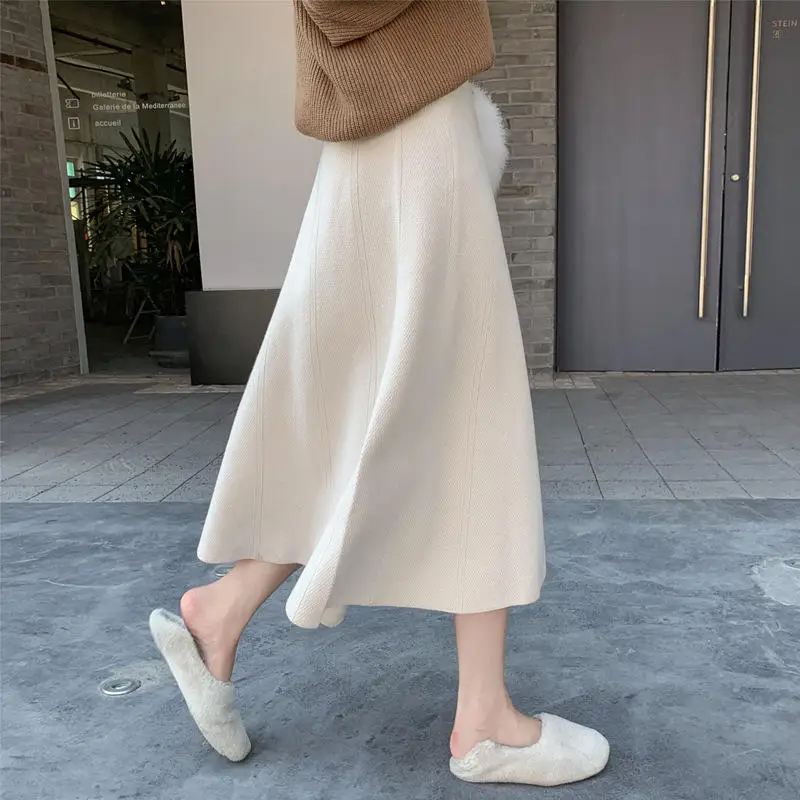 

2022 Autumn Winter Knitted Woman Skirts Faldas Elegant Casual Solid Korean Fashion High Waist A-Line Skirt Jupe Femme Q3332